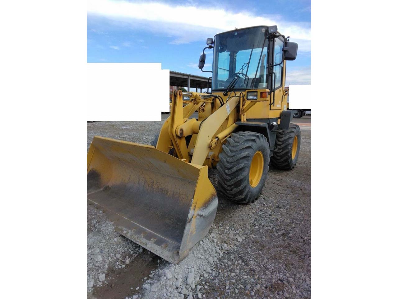 2000 KOMATSU WA80-3 WHEEL LOADER (No.J0840)